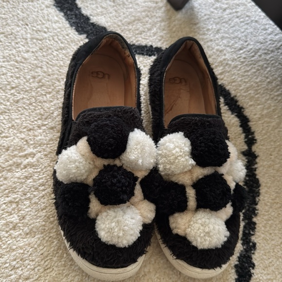 UGGs Pom-Pom Sneakers - Picture 2 of 7